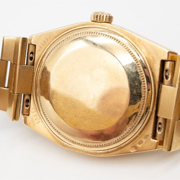WOW!! Rolex 2CT Men's 18k Gold Watch! - Picture 3 of 9